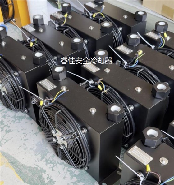 风冷式冷却器打包发货