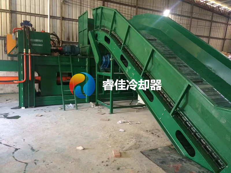 睿佳液压风冷散热器用于液压打包机