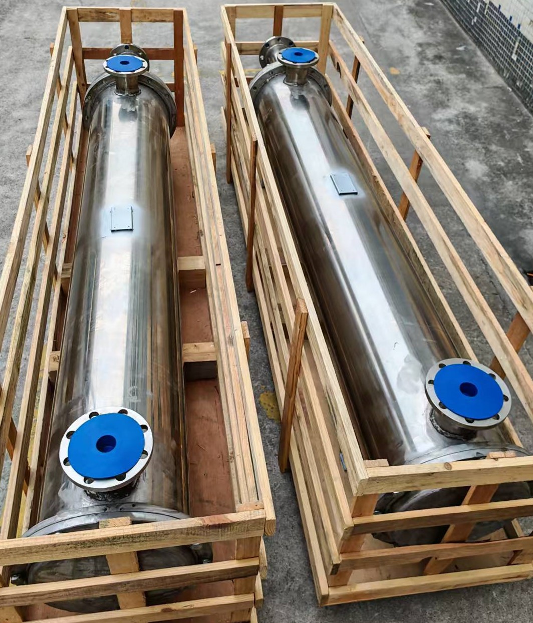壳管式换热器产品打包发货