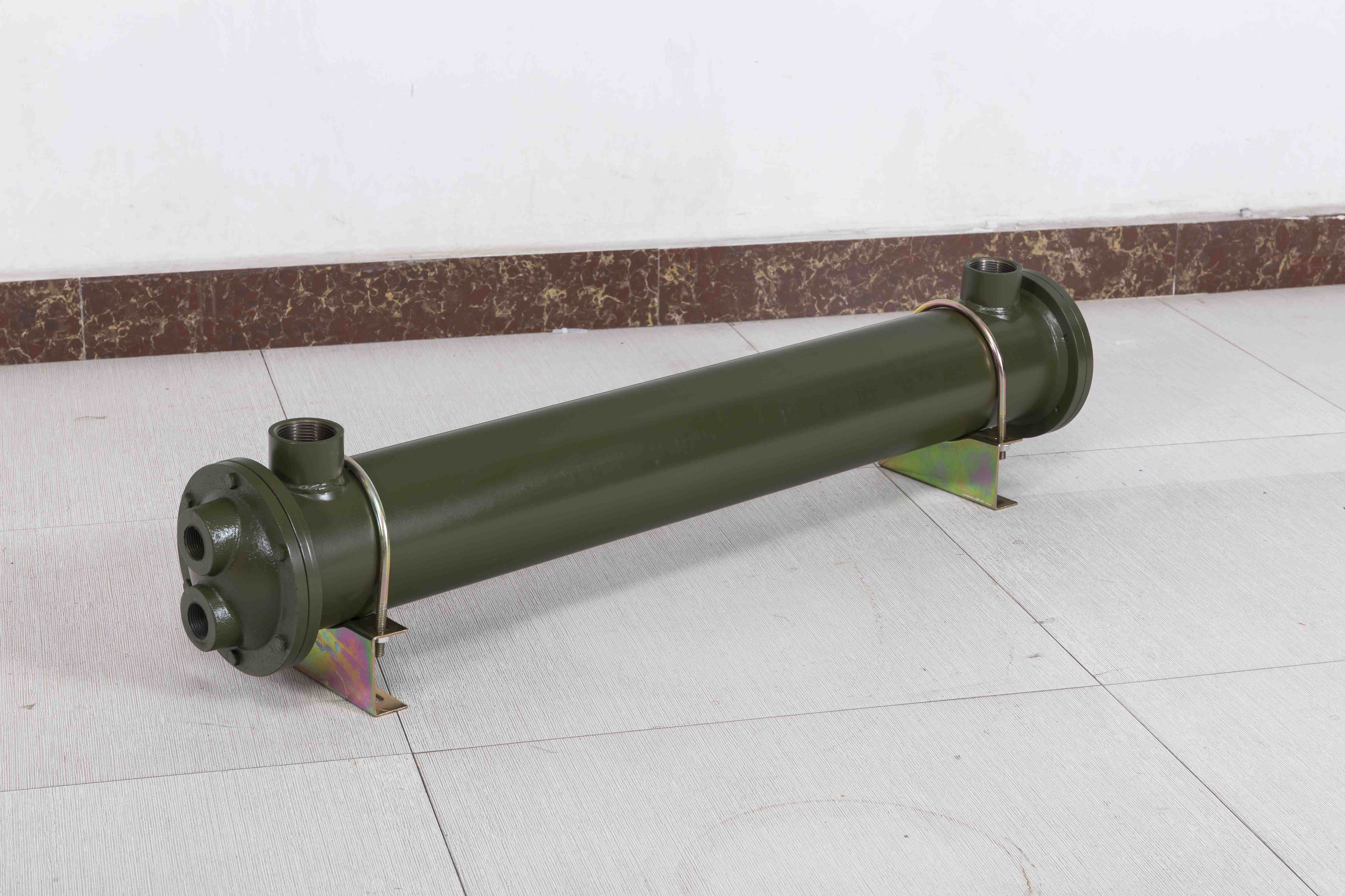 <font color='red'>注塑机换热器</font>风扇转但油温高？