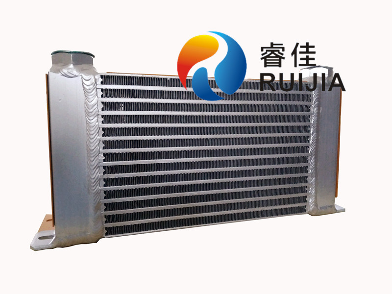 风冷<font color='red'>散热器</font>选型案例